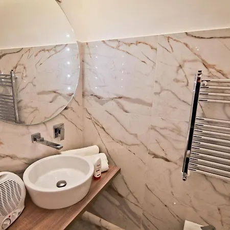 Mergellina 84 Chiaia, Stadio Maradona Lungomarecaracciolo Apartament *